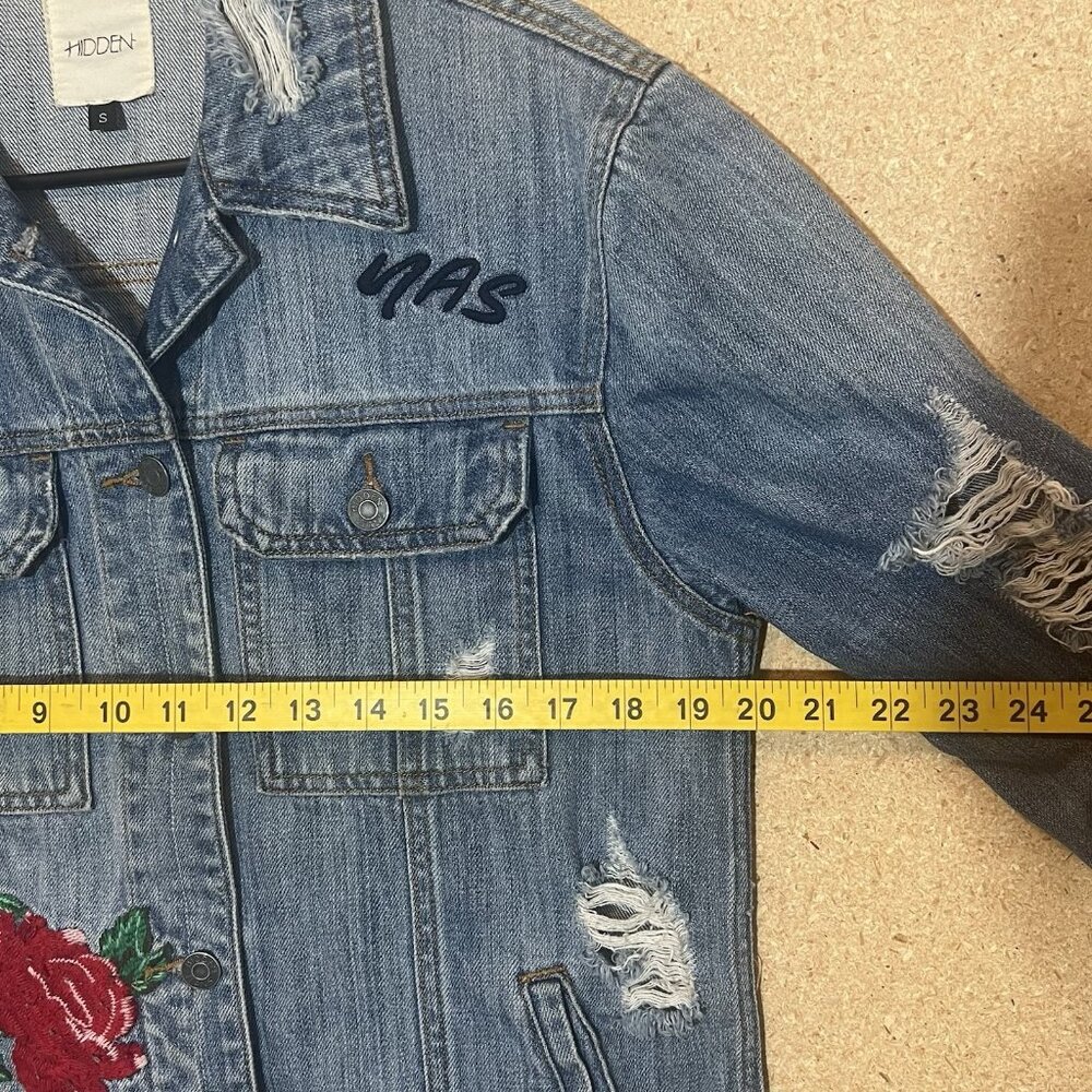Hidden Embroidered Distressed Denim Jean Jacket Size Small Grunge Y2K Women's - Picture 4 of 12